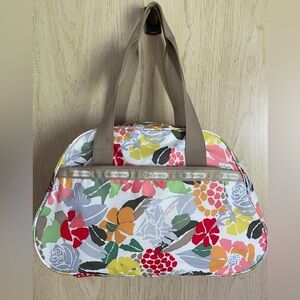 Lesportsac Sidney Jardin Floral Overnighter Travel Bag